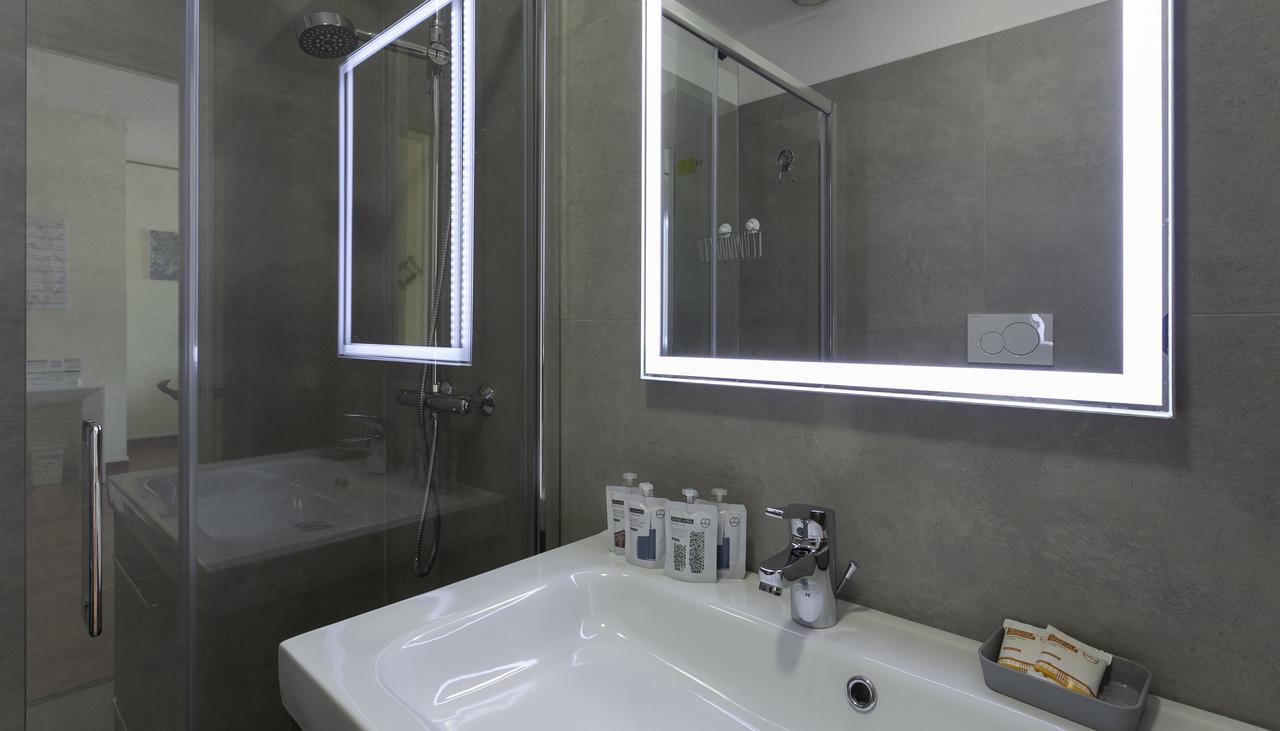 Appartamento Italianway-Santo Stefano 5 Milano Esterno foto